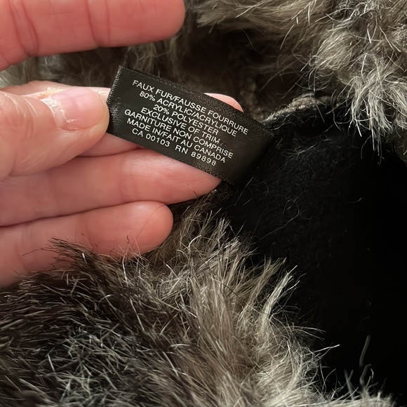 Russian Faux Fur Hat - Picture 4 of 4